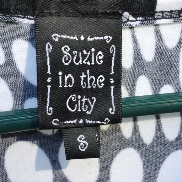 Wild psychedelic polka dotted 2 piece skirt & top. - Picture 3 of 8